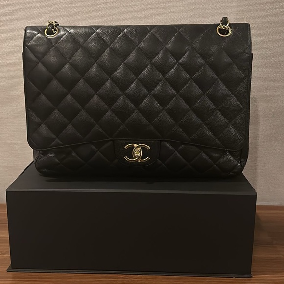 CHANEL Maxi Double Flap Quilted Black Caviar - Picture 1 of 16